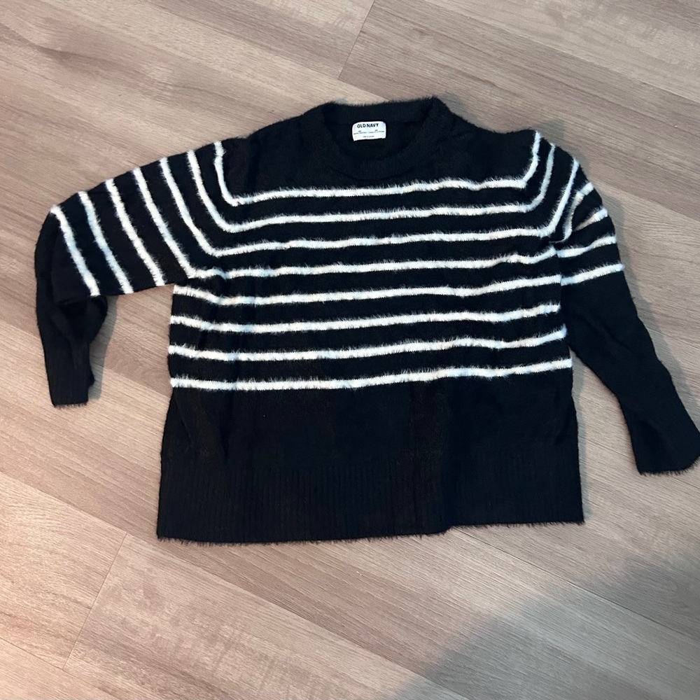 Old Navy Black and White Striped Sweater ( high quality)